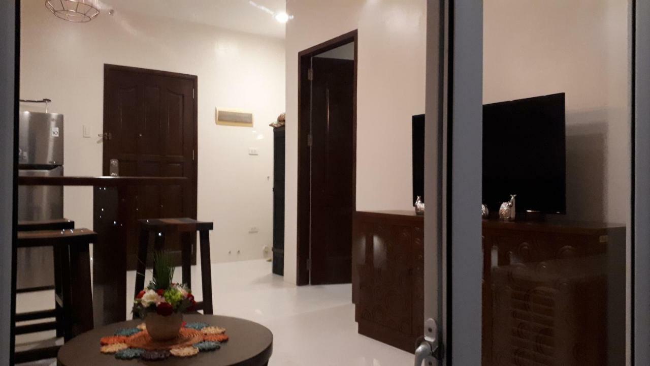 Jrmpt Residence Cebu Stadt Exterior foto